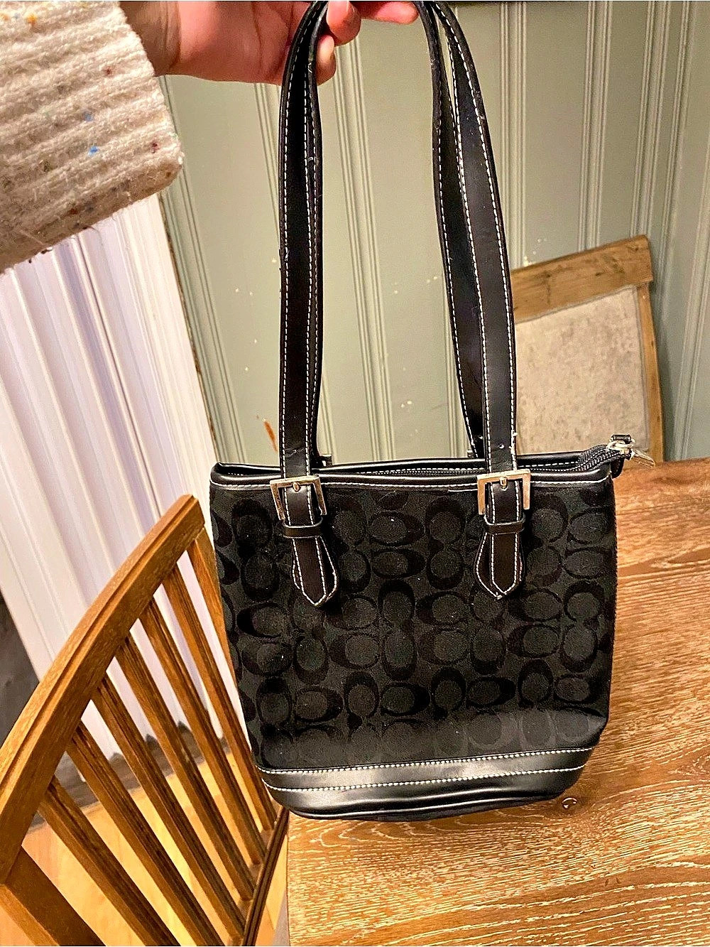Coach Soho Signature Buckle Flap Shoulder Bag Tote Bag Black (Dupe)